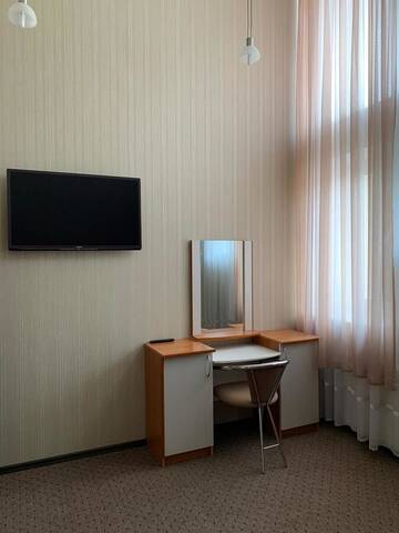 Люкс с кроватью размера «king-size» в Отеле Hotel Kim